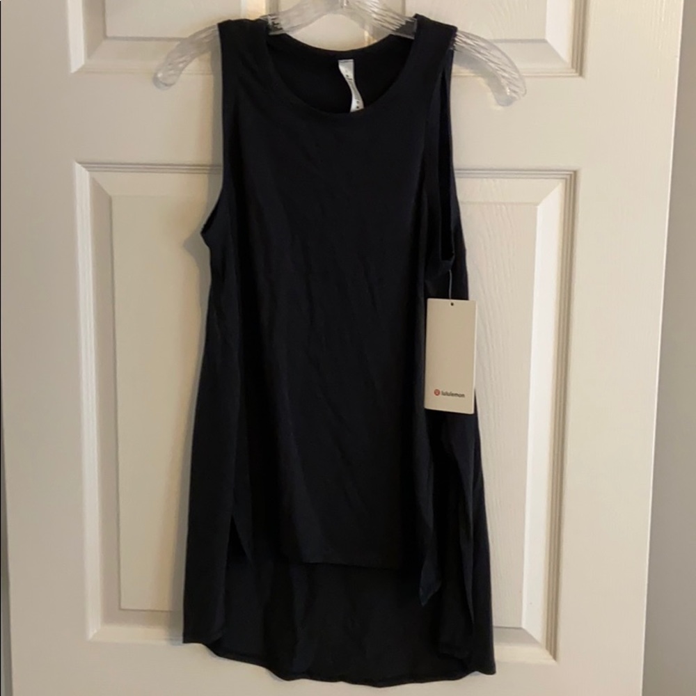 Lululemon tank